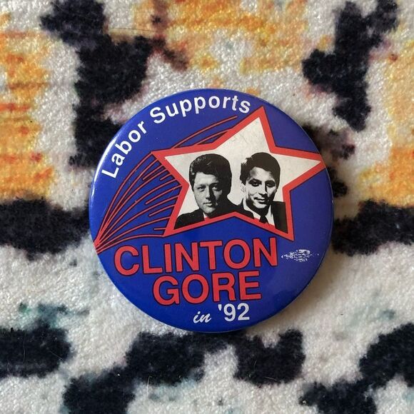 Vintage Clinton Gore '92 Campaign Button 1990s democrat political - Picture 1 of 4